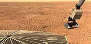 Mars, sonda Phoenix zbulon uje te lengshem