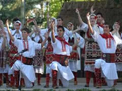 Aulona Internacional folk festival ne edicionin e trete