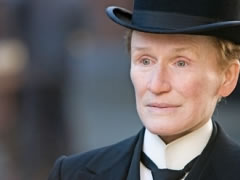 Glen Close: Si me frymezuan burrneshat shqiptare