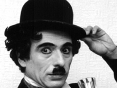 Shitet ne ankand kapelja dhe shkopi i Charlie Chaplin, per 62.5 mije USD