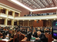 Tahiri: Kur Cuni i babit hidhte ne ere jete njerezish, babi e mbronte ne parlament