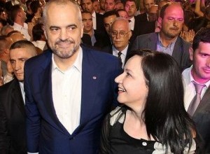 Edi dhe Linda Rama, shtepi me vlere 40 milione leke ne Surrel