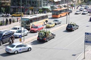 Zberthehet kompjuteri dhe celulari i Santos  