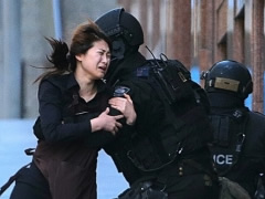 Terror ne Australi, merren peng 30 persona