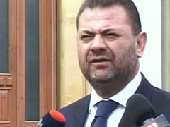 Prokuroria kerkon arrestimin e Tom Doshit dhe Mark Frrokut